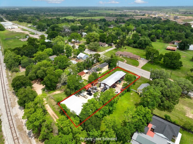 518 Columbus Rd, Sealy, TX à vendre - Photo de l’immeuble – Image 2 sur 26