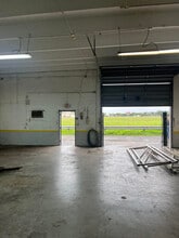 10810-10814 SW 188th St, Miami, FL à louer Photo intérieure– Image 2 sur 3