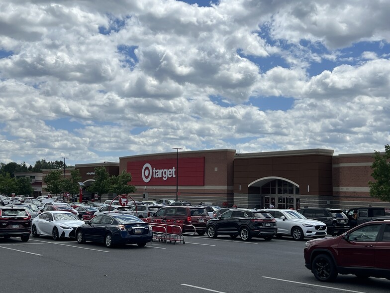 1500 N Cedar Crest Blvd, Allentown, PA à louer - Photo de l’immeuble – Image 1 sur 10
