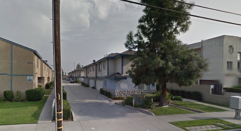 3152-3156 Vineland Ave, Baldwin Park, CA à vendre - Photo principale – Image 1 sur 17