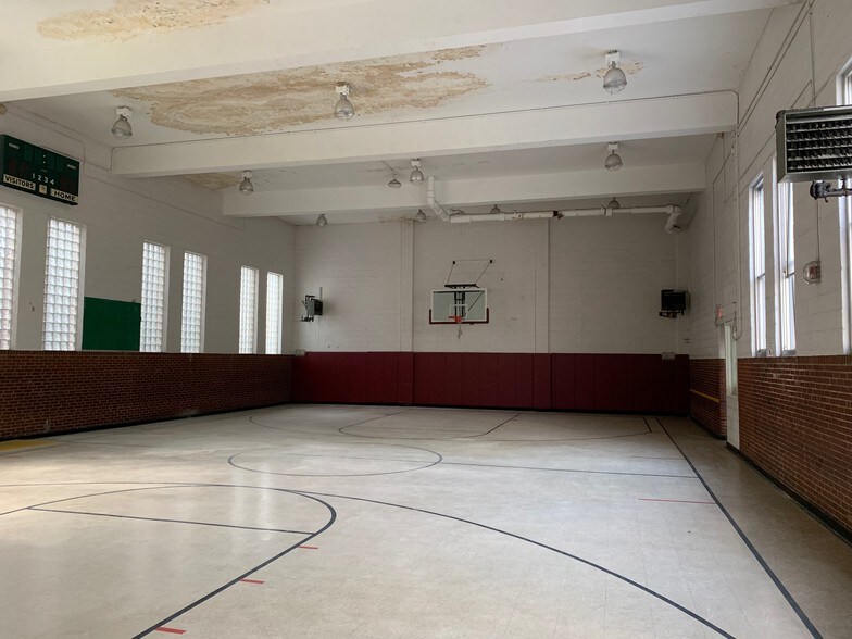 1916-1938 E Allegheny Ave, Philadelphia, PA à vendre - Photo intérieure – Image 2 sur 28