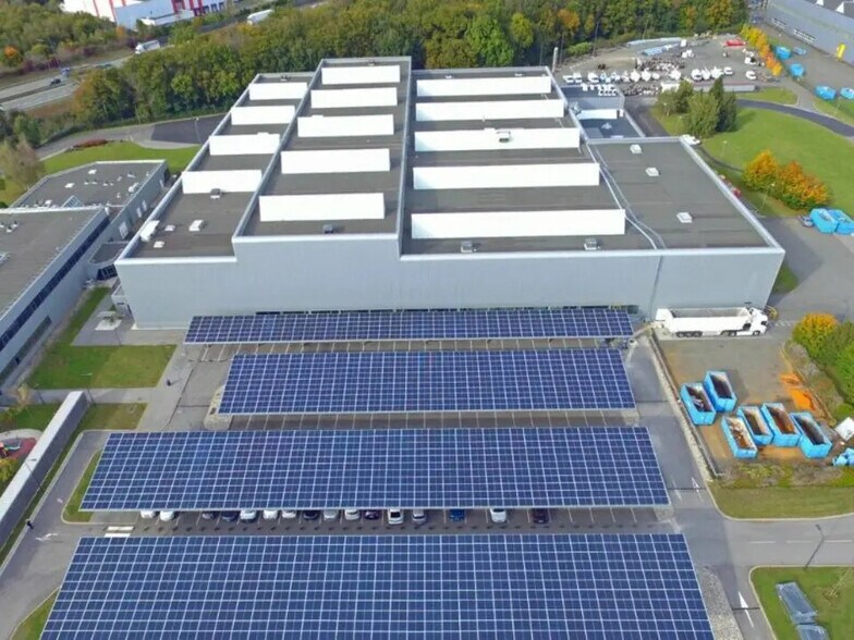 Local d’activités dans Étupes à louer - Aérien – Image 2 sur 3