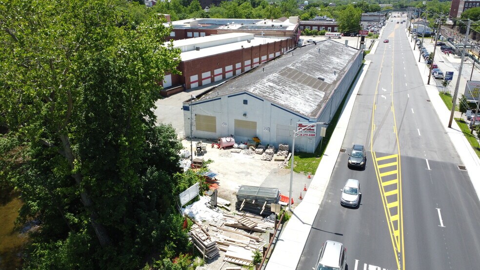 750 Markley St, Norristown, PA à louer - Photo de l’immeuble – Image 3 sur 4
