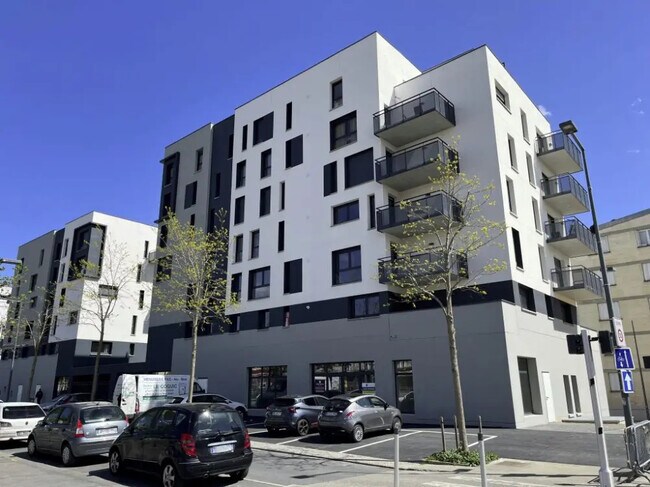 Plus de détails pour Local commercial à vendre