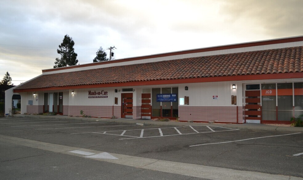 5598 Entrada Cedros, San Jose, CA à louer - Photo de l’immeuble – Image 3 sur 10