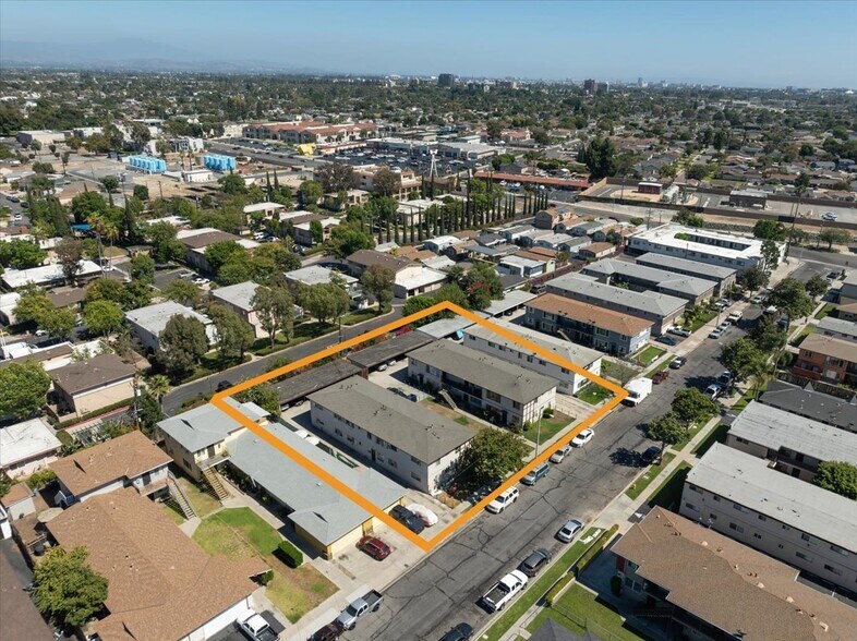 1138-1142 N Mayfair Ave, Anaheim, CA à vendre - Photo de l’immeuble – Image 3 sur 9