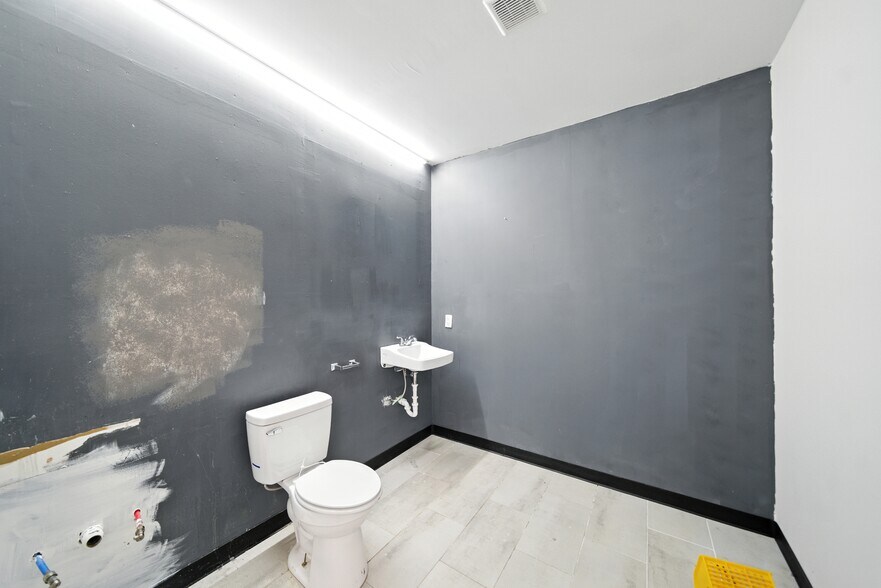 2123 Southmore Ave, Pasadena, TX à louer - Photo de l’immeuble – Image 3 sur 19