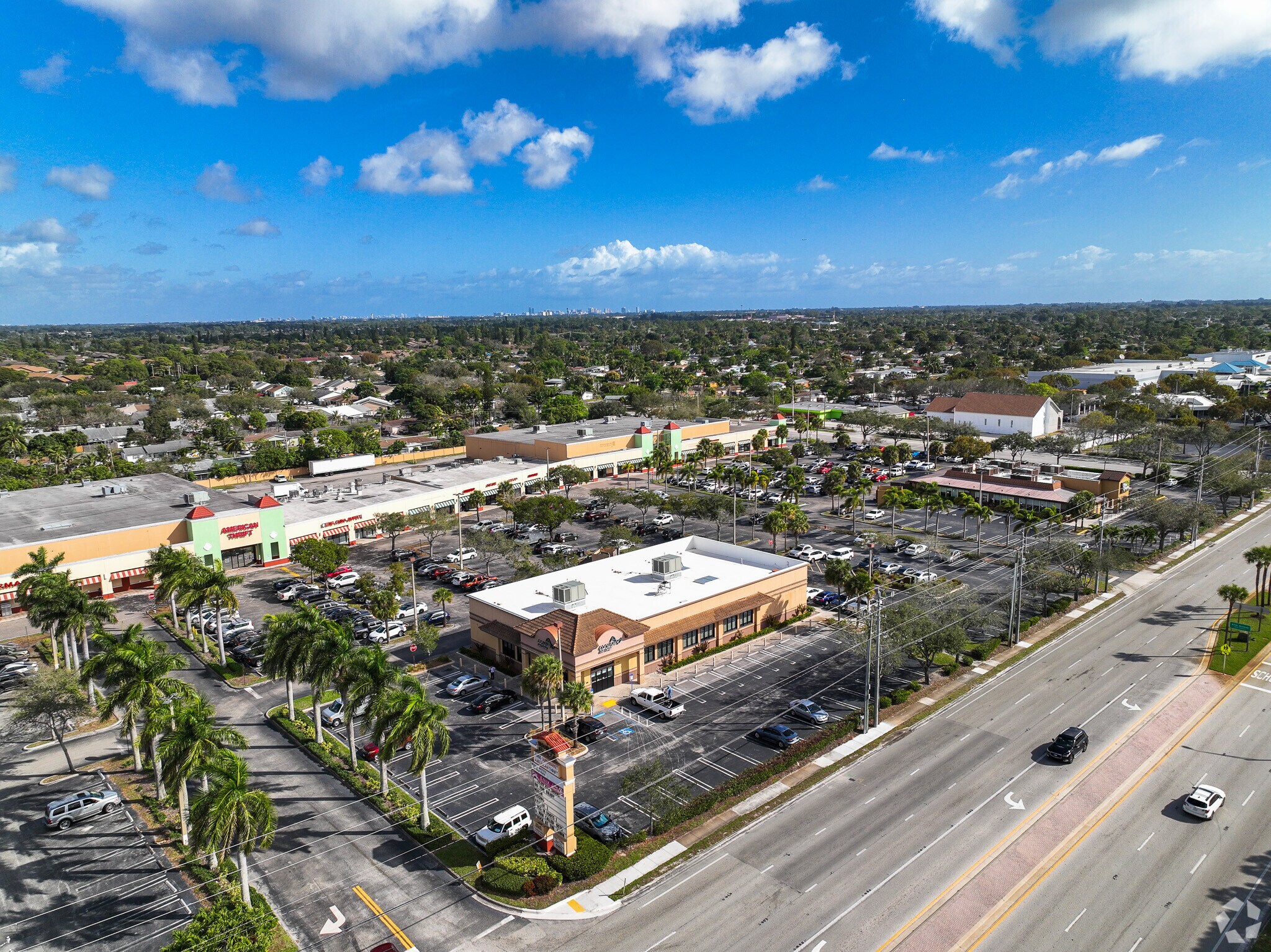 5815-5889 Lake Worth Rd, Greenacres, FL à louer Photo principale– Image 1 sur 8