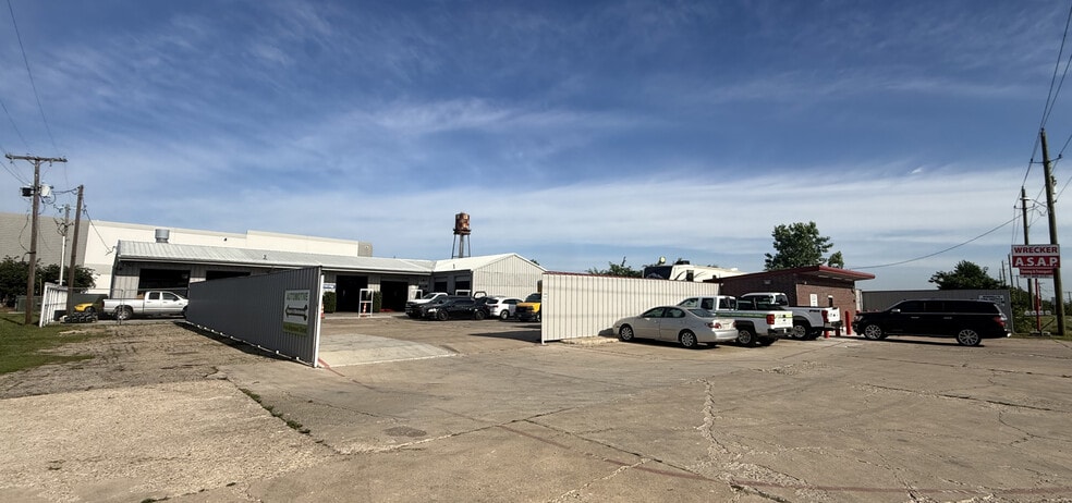 200 S Blue Mound Rd, Fort Worth, TX à louer - Photo principale – Image 1 sur 7