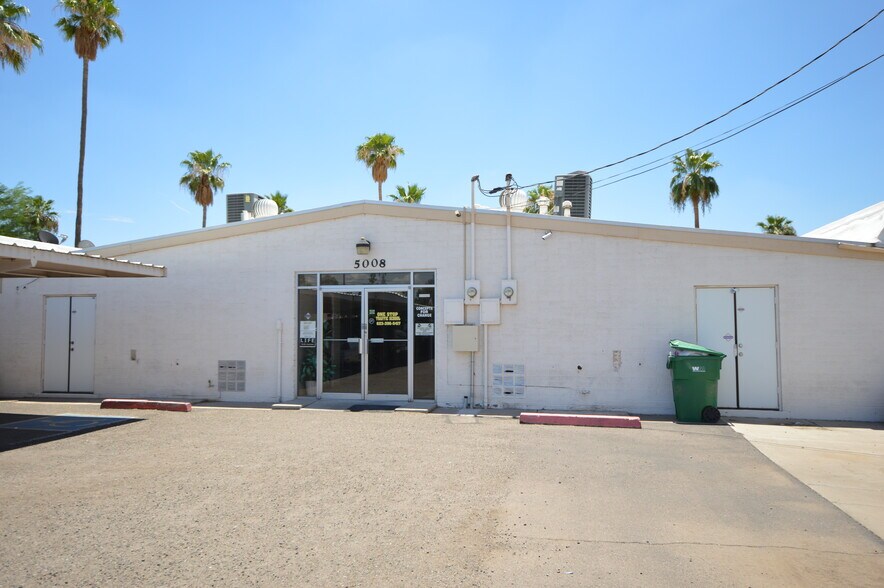 5008 W Glendale Ave, Glendale, AZ à louer - Photo de l’immeuble – Image 2 sur 11