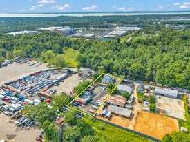 Half Acre M1 Lot - Terrain