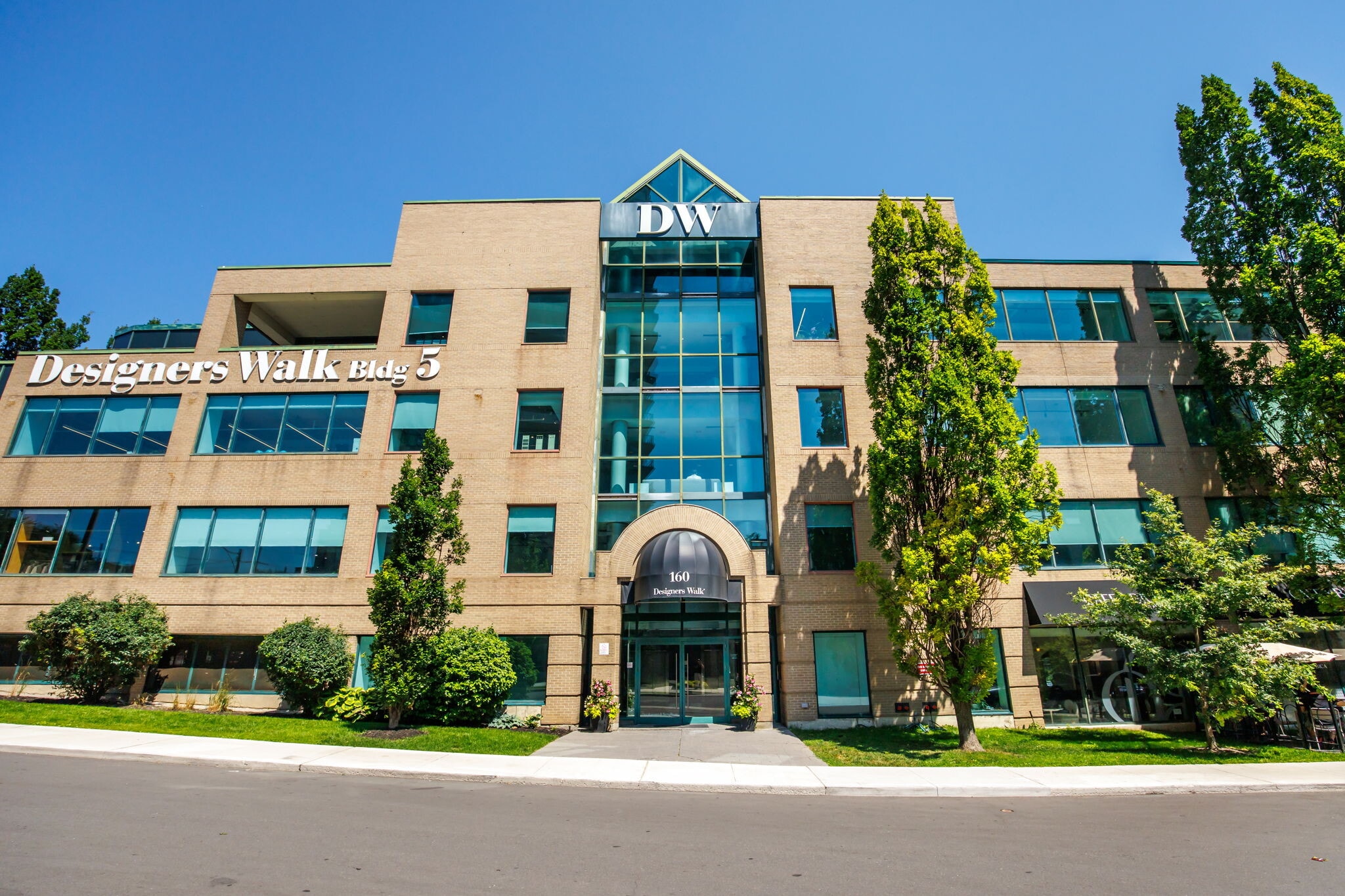 160 Pears Ave, Toronto, ON à louer Photo intérieure– Image 1 sur 9