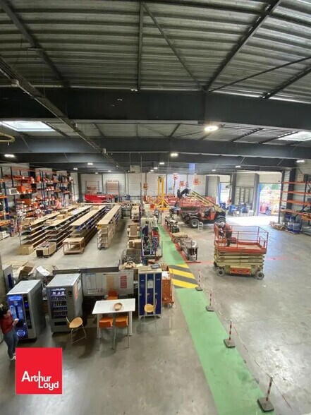 Industriel/Logistique dans Mignières à louer - Photo intérieure – Image 2 sur 8