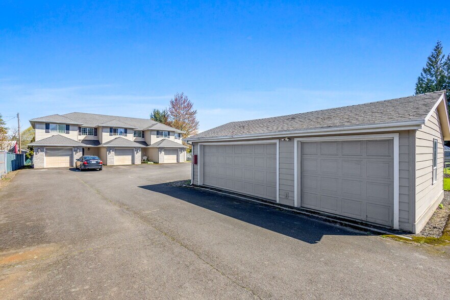 427 Warren St S, Monmouth, OR à vendre - Photo de l’immeuble – Image 2 sur 14