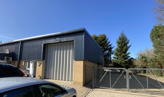 Plus de détails pour High St, Redbourn - Industriel/Logistique à louer