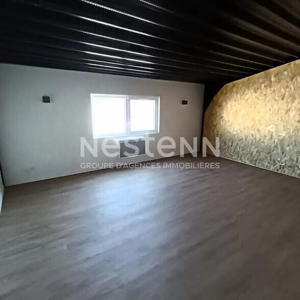 Bureau dans Vannes à louer - Photo de l’immeuble – Image 1 sur 4