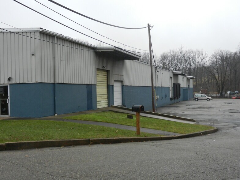 2 Howard Place, Kenvil NJ, Ledgewood, NJ à louer - Photo de l’immeuble – Image 2 sur 6