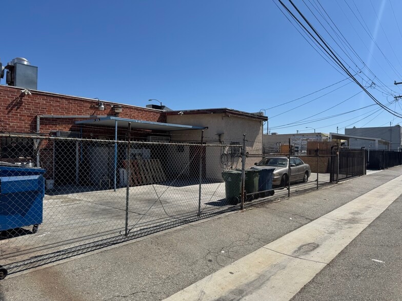 2924 W Valley Blvd, Alhambra, CA à vendre - Photo de l’immeuble – Image 3 sur 5