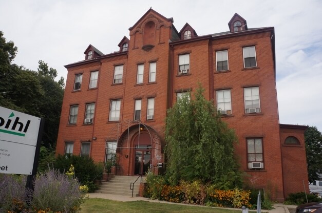 163 George St, Pawtucket, RI à vendre Photo principale– Image 1 sur 3
