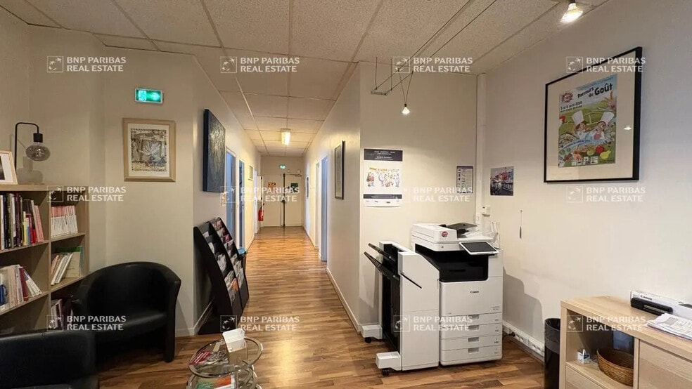 Bureau dans Orléans à vendre - Photo de l’immeuble – Image 3 sur 5