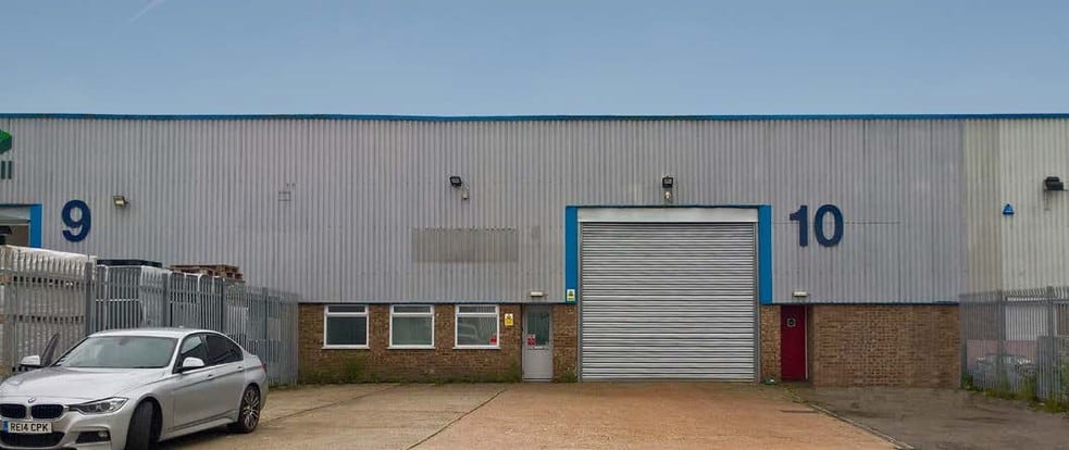 Repton Clos, Basildon à louer - Photo de l’immeuble – Image 2 sur 2