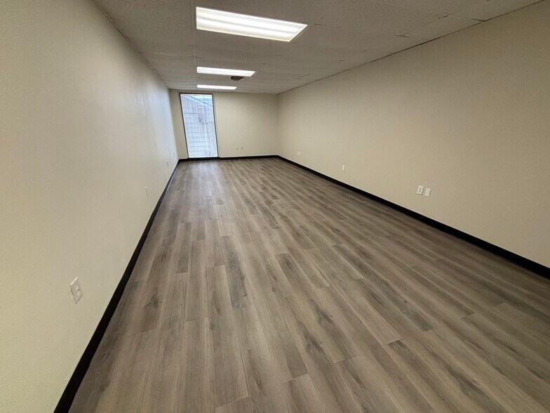 1912 W Anderson Ln, Austin, TX à louer - Photo de l’immeuble – Image 1 sur 5