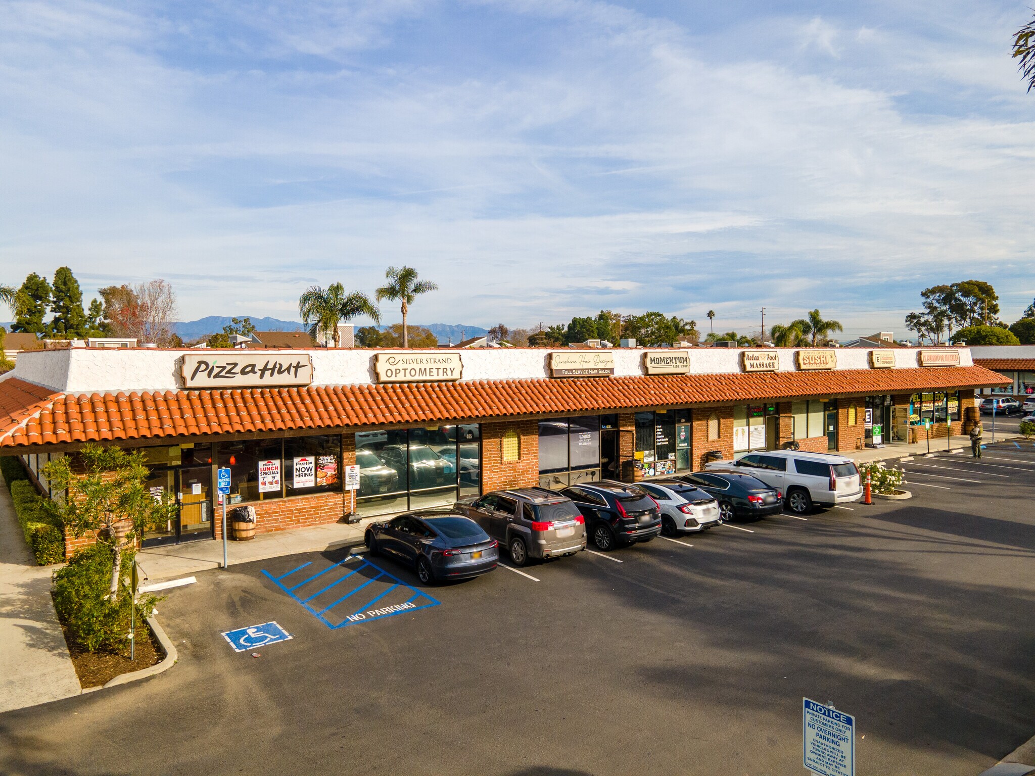 453-467 W Channel Islands Blvd, Port Hueneme, CA à louer Aérien– Image 1 sur 4
