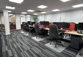 869 High Rd, Londres à louer Photo intérieure– Image 2 sur 13