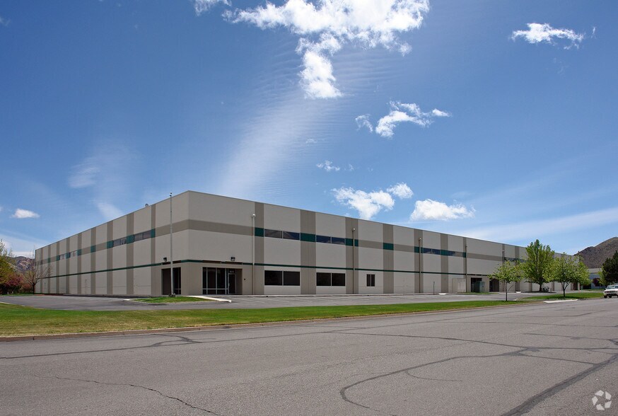 4670-4674 Aircenter Cir, Reno, NV à louer - Photo principale – Image 1 sur 6