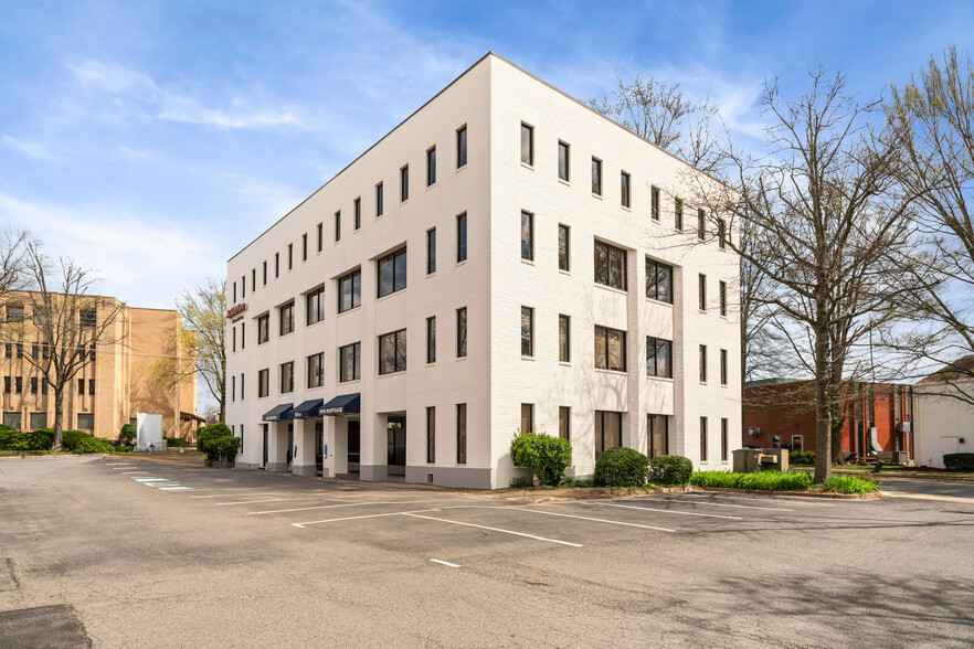 1311 Dolley Madison Blvd, McLean, VA à louer - Photo de l’immeuble – Image 1 sur 18