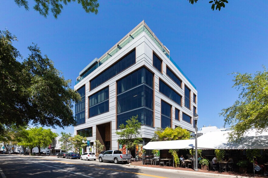 3480 Main Hwy, Coconut Grove, FL à louer - Photo principale – Image 1 sur 7