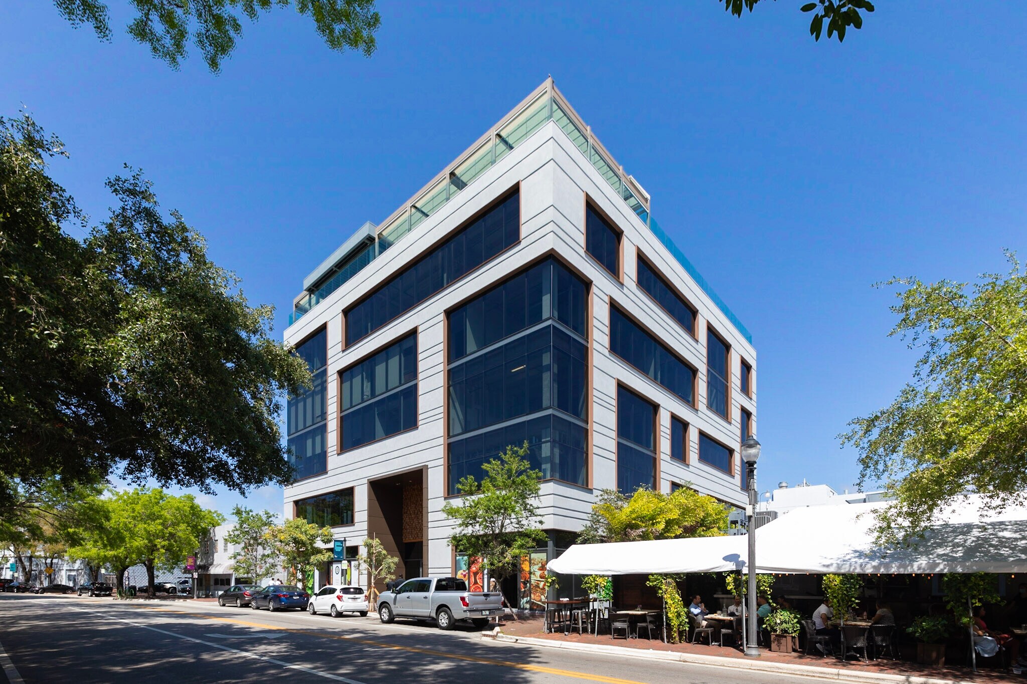 3480 Main Hwy, Coconut Grove, FL à louer Photo principale– Image 1 sur 8