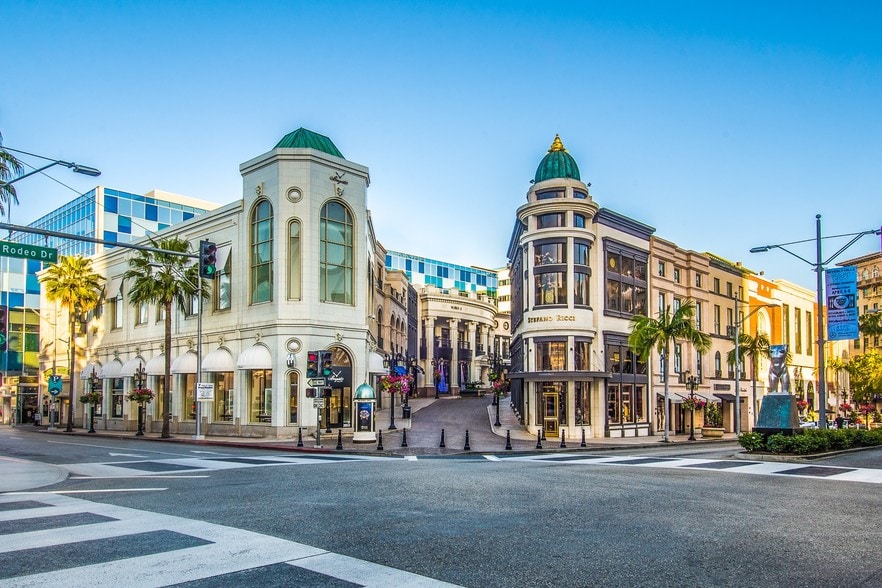 202-270 N Rodeo Dr, Beverly Hills, CA à louer - Photo de l’immeuble – Image 3 sur 9