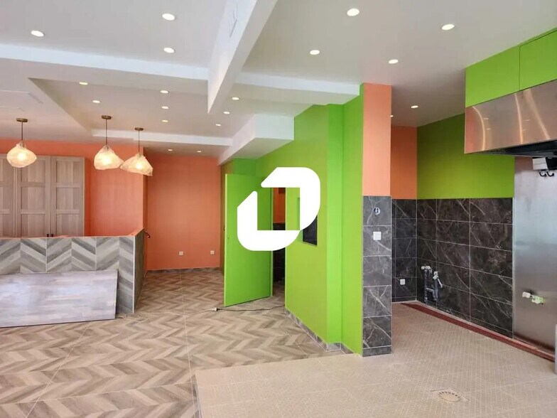 Bureau dans Ivry-sur-Seine à vendre - Photo de l’immeuble – Image 3 sur 10