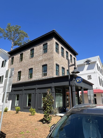 202 Bluffton Rd, Bluffton, SC à louer - Photo de l’immeuble – Image 2 sur 18