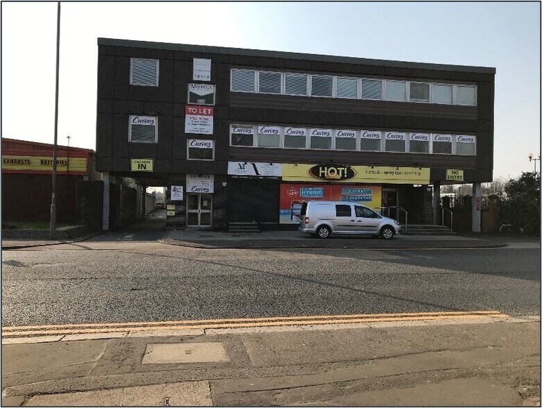 11-15 Low Glencairn St, Kilmarnock à louer - Photo de l’immeuble – Image 2 sur 5