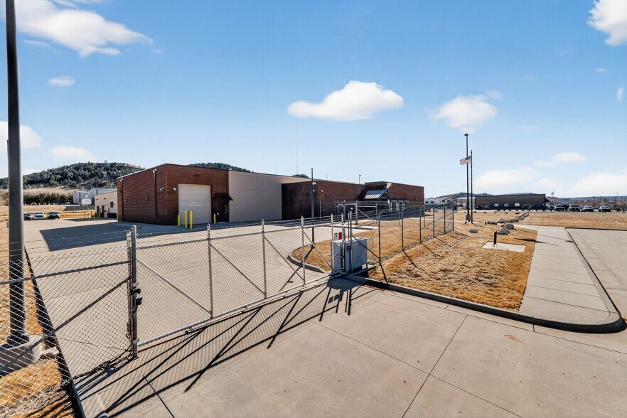 1516 Fountain Plaza Dr, Rapid City, SD à vendre - Photo de l’immeuble – Image 3 sur 10