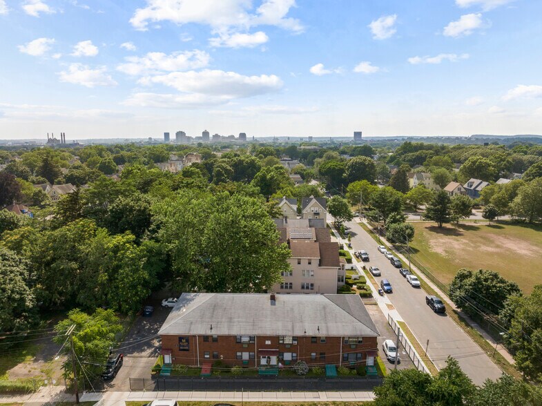 Fair Haven Heights Portfolio portefeuille de 3 biens à vendre sur LoopNet.fr - Photo de l’immeuble – Image 3 sur 39
