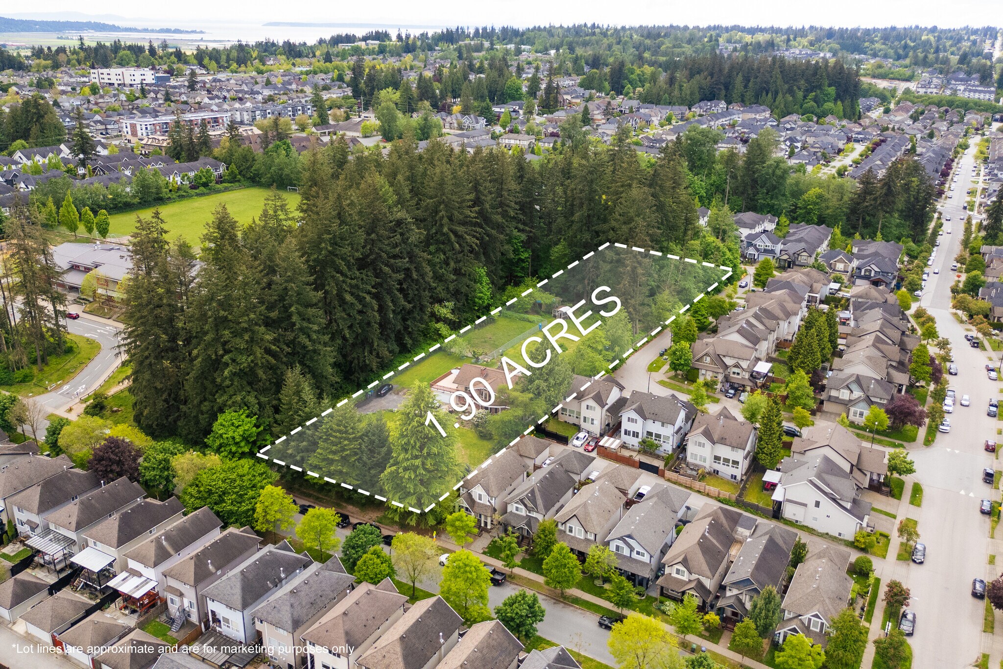6159 150 St, Surrey, BC à vendre Aérien– Image 1 sur 4