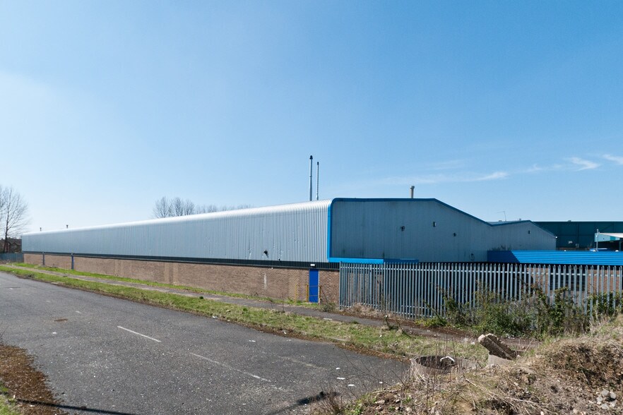 13 Macadam Rd, Corby à vendre - Photo de l’immeuble – Image 2 sur 3