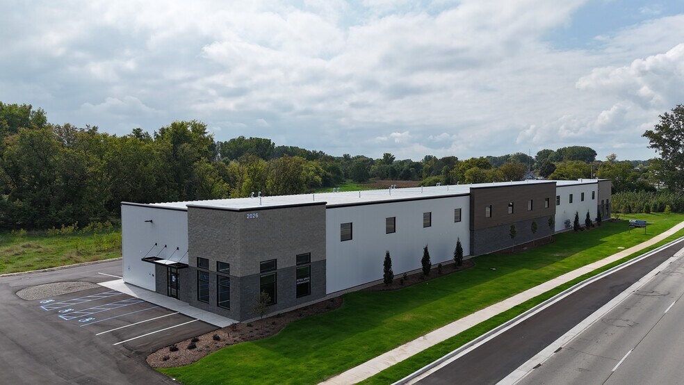 2026 Port Sheldon St, Georgetown Township, MI à vendre - Photo de l’immeuble – Image 2 sur 4