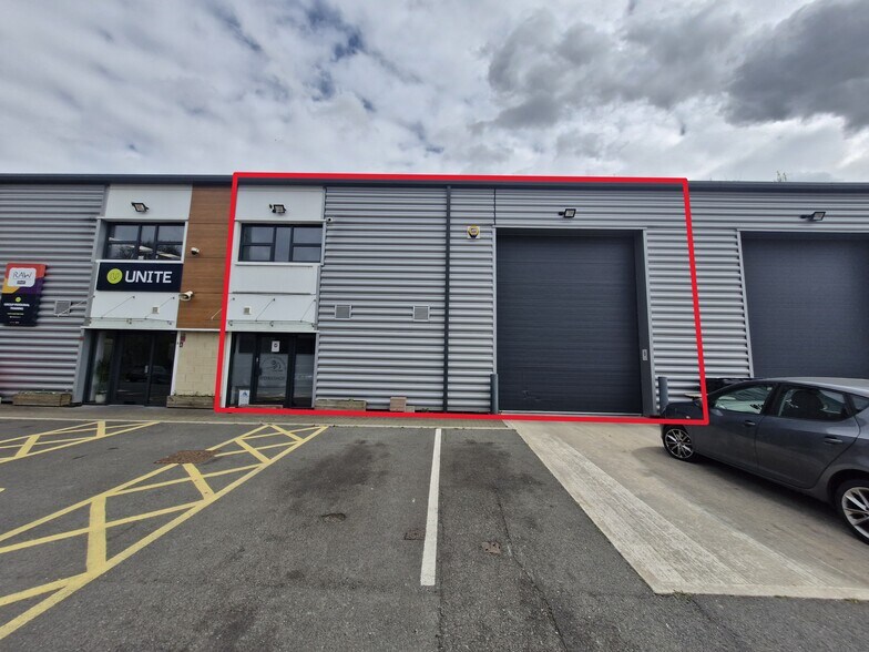 First Ave, Finningley à louer - Photo de l’immeuble – Image 1 sur 5
