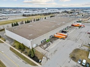 1925 Williams Pky, Brampton, ON à louer Photo de l’immeuble– Image 2 sur 5