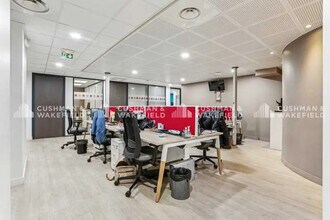 143 Rue De Saussure, Paris à louer Photo de l’immeuble– Image 2 sur 12