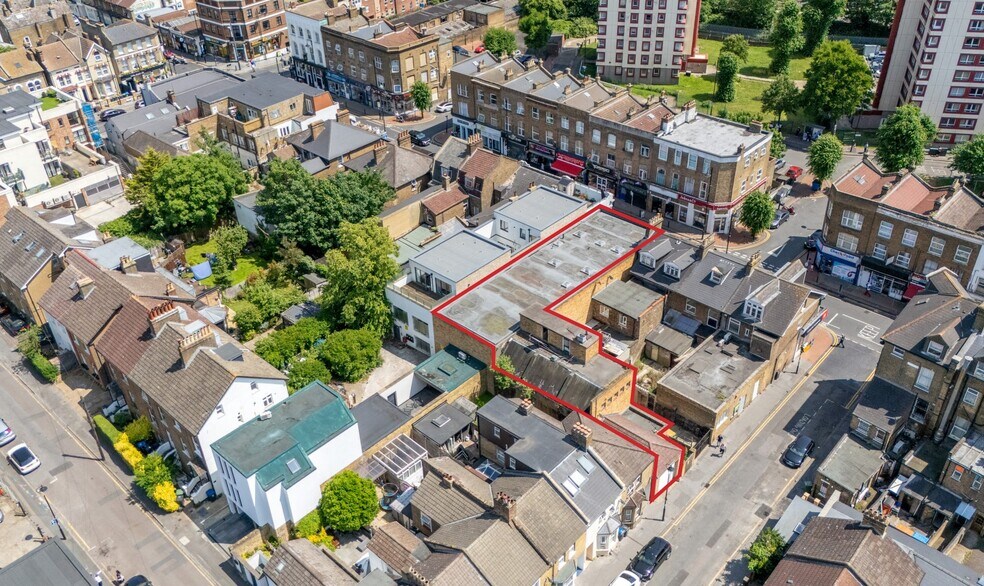 14-15 High St, Londres à vendre - Photo de l’immeuble – Image 1 sur 13
