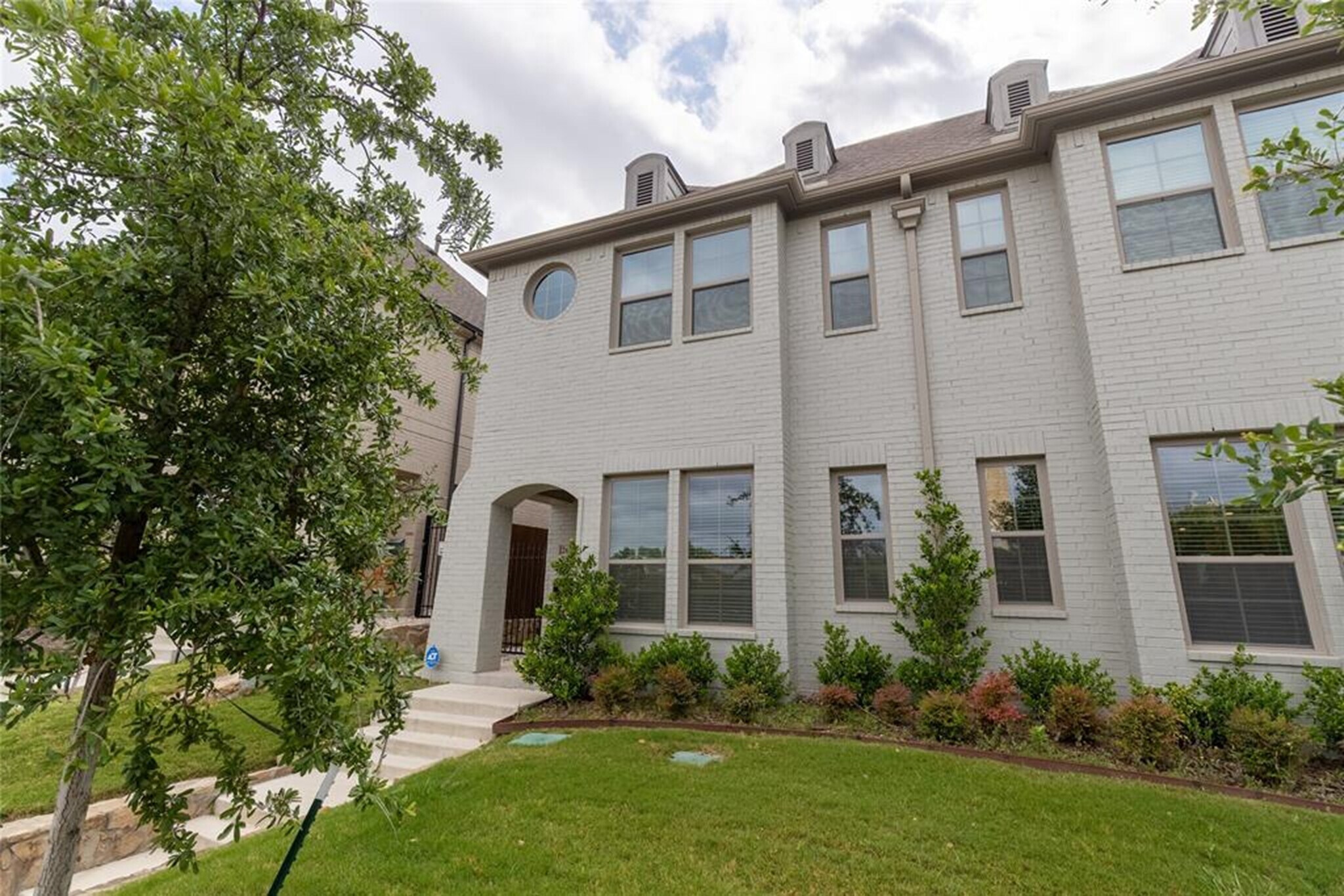 2611 McCart Ave, Fort Worth, TX à vendre Photo principale– Image 1 sur 23
