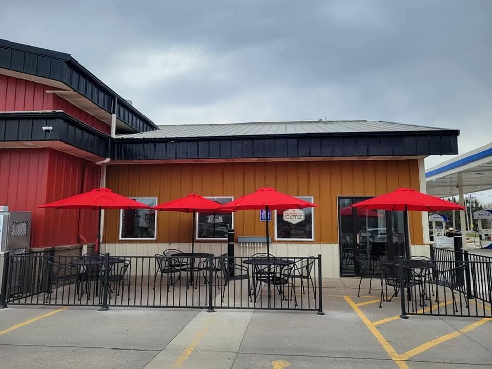 620 Dutch Lake Dr, Howard Lake, MN à louer Photo de l’immeuble– Image 1 sur 16