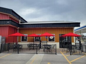 620 Dutch Lake Dr, Howard Lake, MN à louer Photo de l’immeuble– Image 1 sur 16