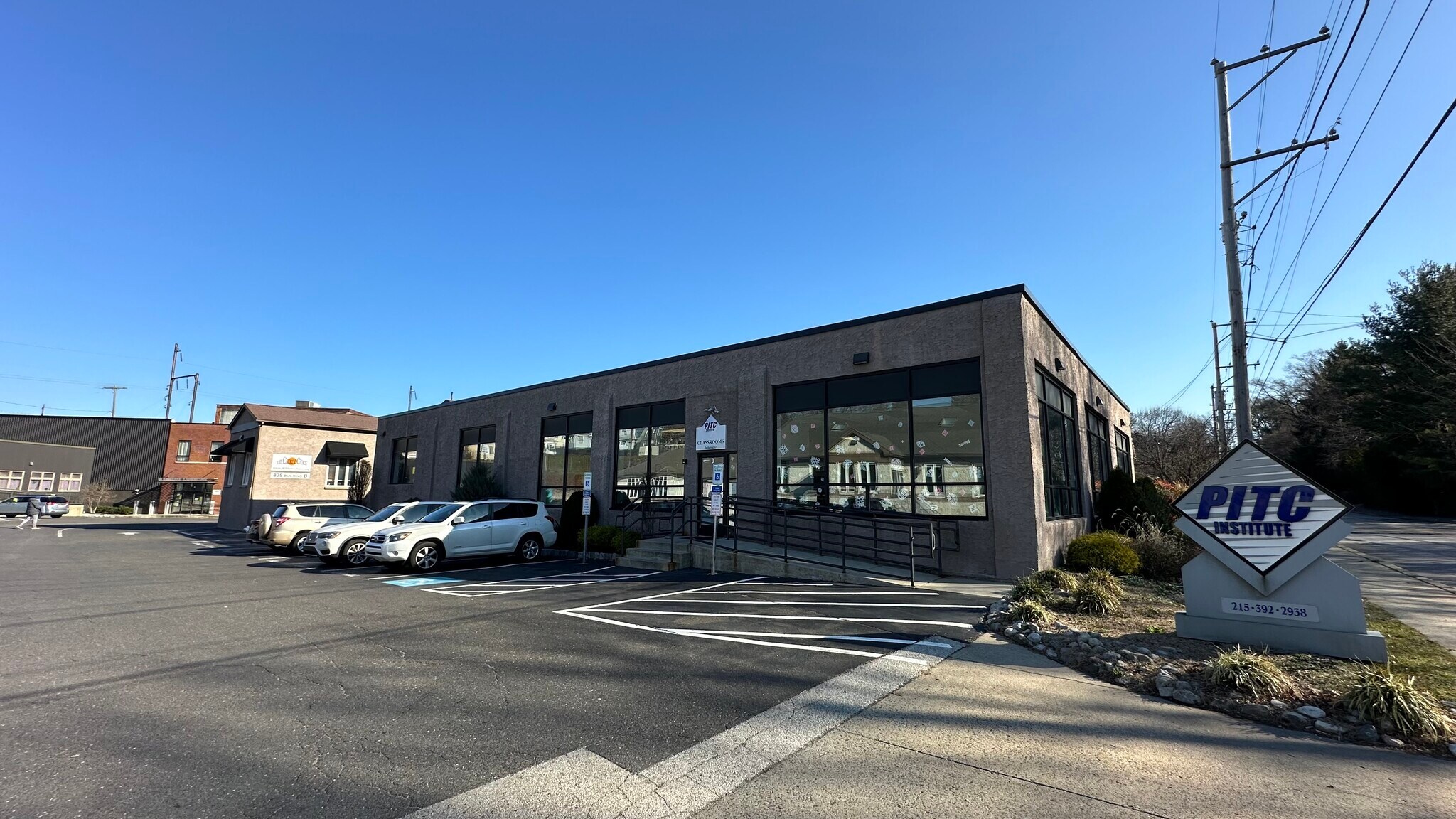 827 Glenside Ave, Wyncote, PA à vendre Photo principale– Image 1 sur 3