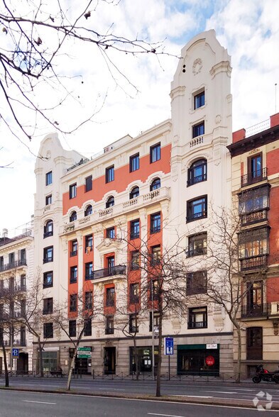 Calle de Sagasta, 12, Madrid, Madrid à louer - Photo principale – Image 1 sur 2